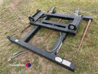 Hydraulic folding bale spike for 3 x big squares, pin and cone brackets