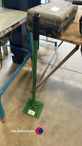 Tamper bar