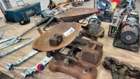 Pair of weighing scales and weights - 2