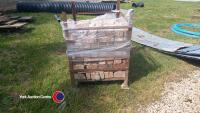 Pack of old reclaimed bull nose bricks - 3