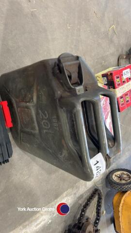 Steel fuel can