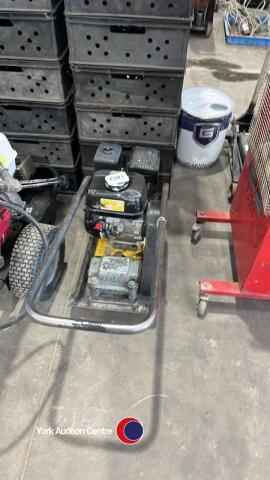 Plate compactor