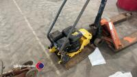 Bomag wacker plate with Honda engine - 4