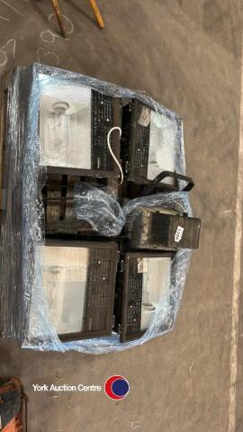 5 x 240v floodlights