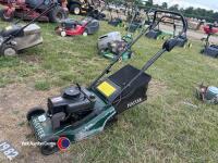 Hayter Harrier 41 with grass bag - 2