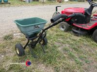 Grass seeder/fertiliser spinner - 3