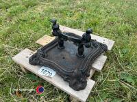 Cast boot scraper - 2