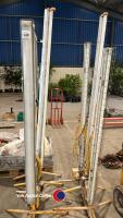 7 x 110v work lights on stands