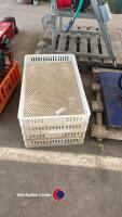 4 x storage trays approx 75cm x 45cm - 2