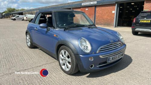 2005 Mini Cooper convertible 1.6 in blue - petrol - LN55 XEW - 6 former keepers - HPi clear - MOT 30.1.26 201116 miles - V5 in office - matching convertible hood, new discs and pads all round