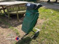 Electric garden shredder