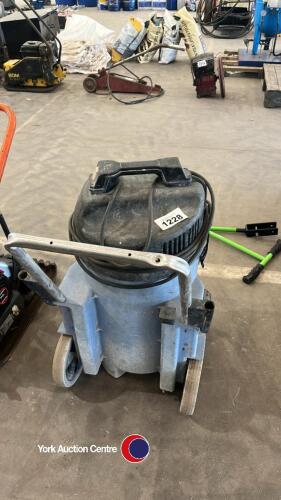 110v industrial hoover