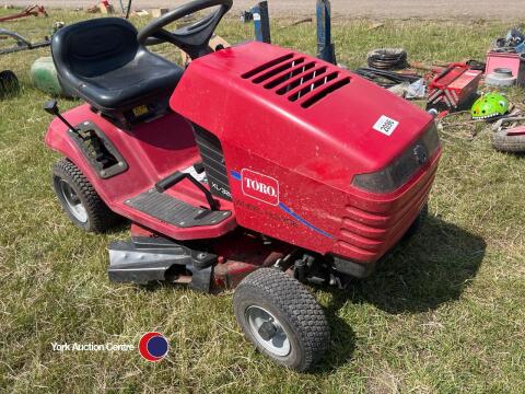 Toro Wheel Horse XL320 Lawn tractor, 2008