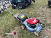 Honda Izy 41 self drive - 2