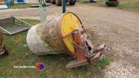 Teagle hydraulic driven cement mixer on pallet tine brackets - 3