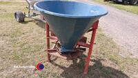 Fertiliser spreader - 2