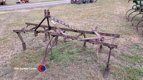 Ferguson rigid tine cultivator