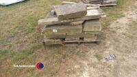 Pallet of reclaimed mixed yorkshire stone - 3