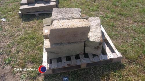 Pallet of York Stone wall capping, approx 32in x 10in, 6x of