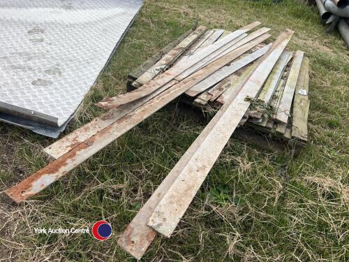Pallet of steel plate 2in x 3in