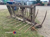 8ft muck grab c/w JCB Q-fit brackets - 3