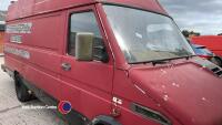1997 Iveco diesel cherry picker 12.5m reach - P860 JAU - 3 former keepers - HPi clear - V5 in office - 6