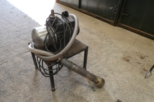 Single phase water pump