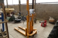 BT SV800 pallet truck, 1.5m lift height - 2