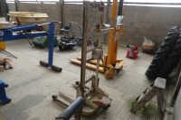 Powell pallet truck - 2