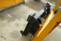 Sanderson to Quicke adaptor plate (photographed with lot 24) - 2