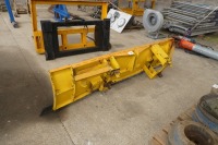 7ft snow plough, Quicke brackets - 2