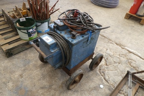 Oxford single and 3 phase 180A oil filled stick welder