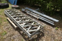 4 x 9ft 10' diagonal feed barriers and 4 x uprights