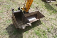 Kubota KH90 mini-digger, c/w rubber tracks, digger and trench buckets and extension arm - 7