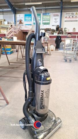 Vacuum cleaner