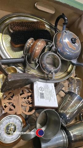 Box of assorted plated items including mugs, tray and teapot