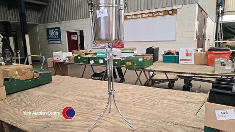 Stainless ice bucket with stand