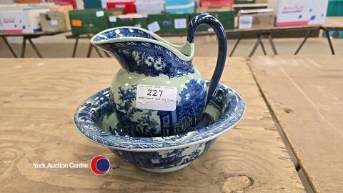 Wash basin and jug blue