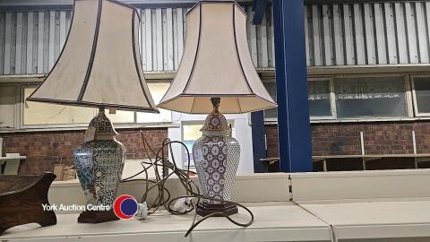 2 x oriental style table lamps