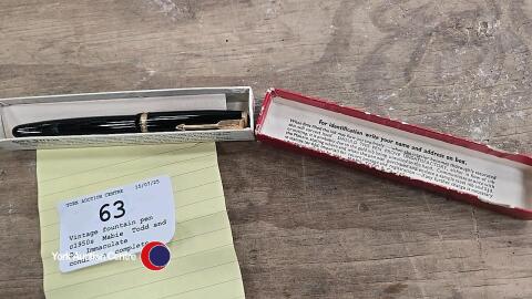 Vintage fountain Parker pen