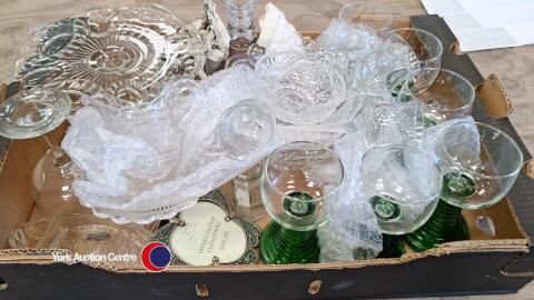 Box of glassware