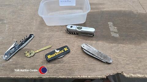 Box of pen knives