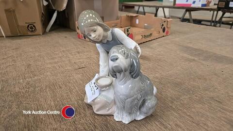 Lladro, Girl Feeding Dog Chow Time, 1334