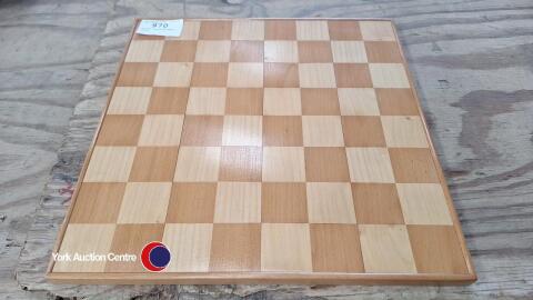 Wooden chess/draughts board