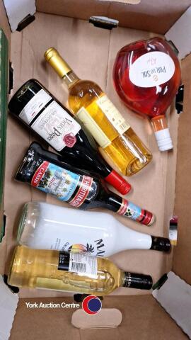 Box of 6 bottles of wines and spirits