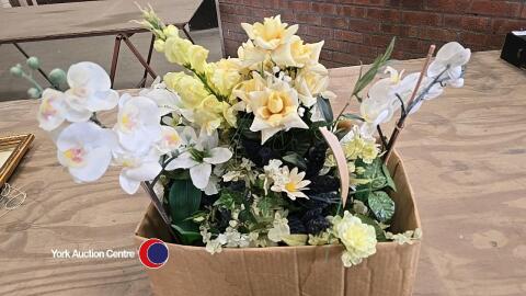 Various faux/silk flower arrangements