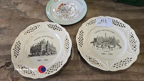 3 Leeds decorative plates