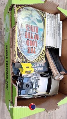 Vintage books/magazines and toy cars
