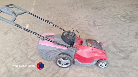 Battery lawnmower