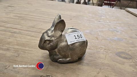 Metal rabbit money box